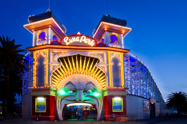 Melbourne Things to do Luna Amusement Park