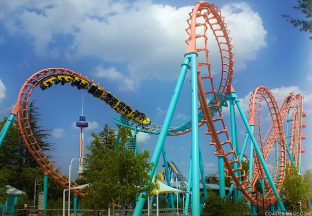 Things to do in Charlotte Paramount’s Carowinds Theme Park