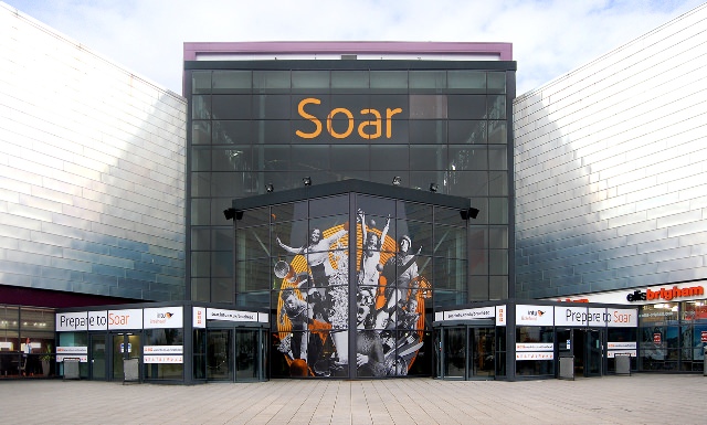 Things to do in Glasgow Soar Into Braehead