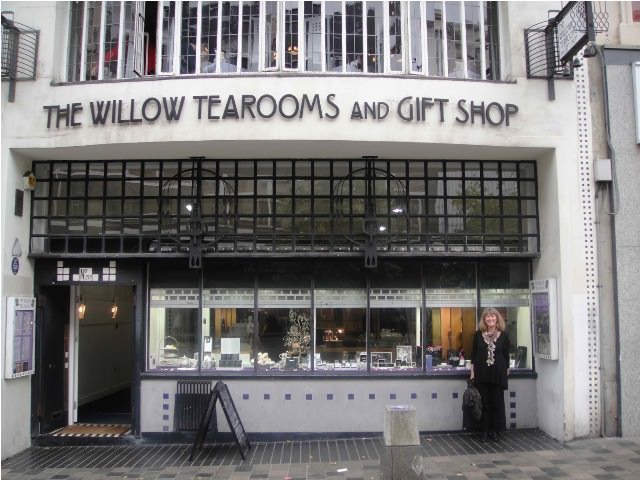 Things to do in Glasgow Willow Tea rooms
