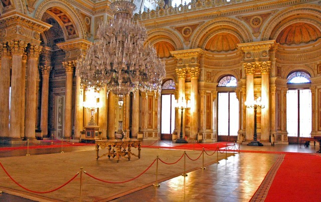 Things to do in Istanbul dolmabahce palace
