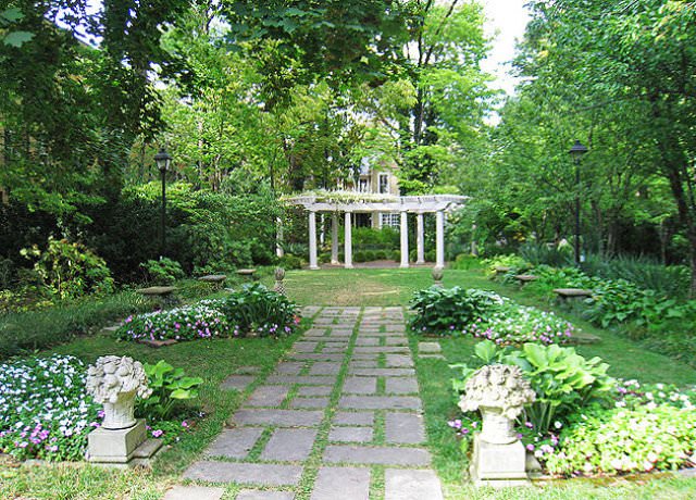 Things to do in Columbus Kelton House Museum and Garden