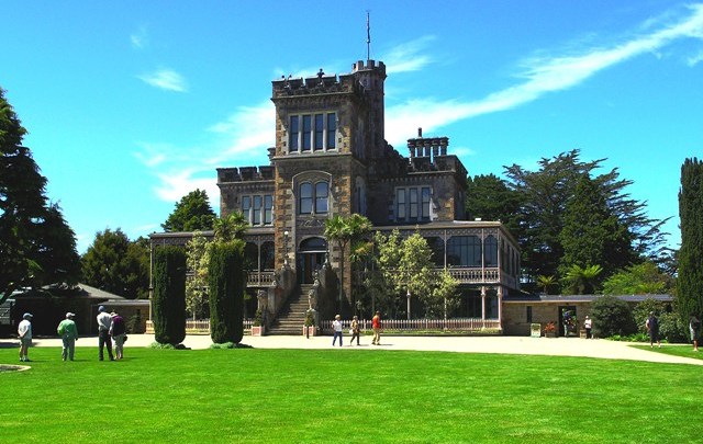 things to do in dunedin Larnach Castle