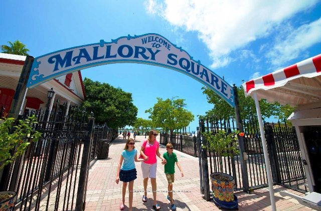 Things to do in Key West Florida mallory square