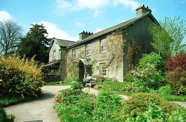 Things to do in Lake District beatrix potters house