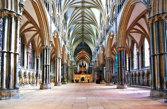 Things to do in Lincoln cathedral
