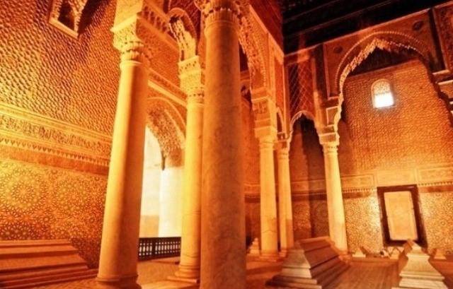 Things to do in Marrakech saadian tombs