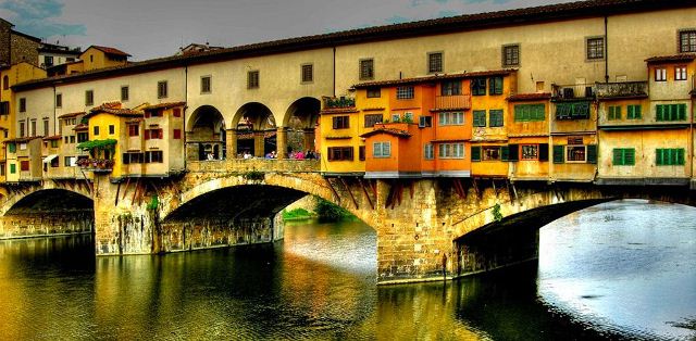 things to do in florence italy oldest bridge