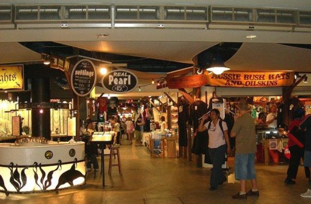 things to do in cairns markets